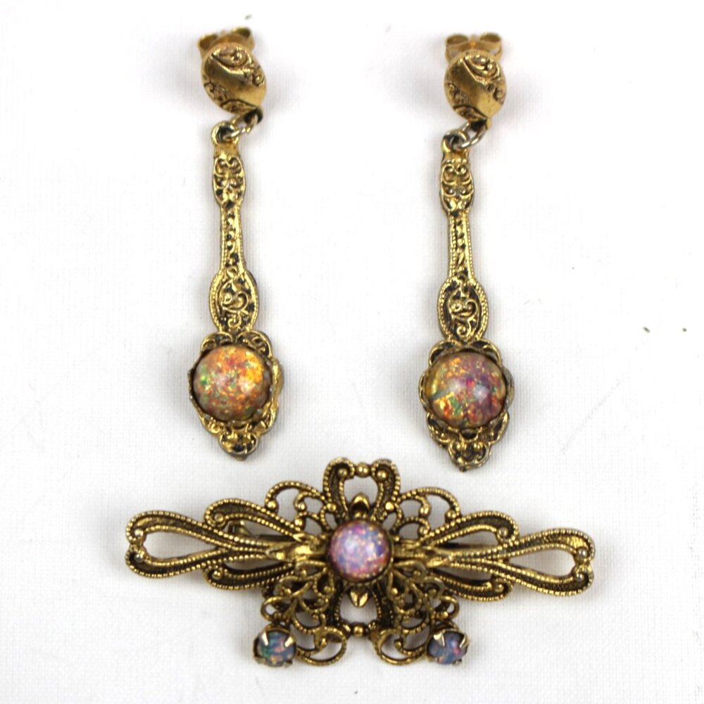 Vintage Brooch & Earrings Faux Opal Gold Tone Stud Pierced Drop VTG